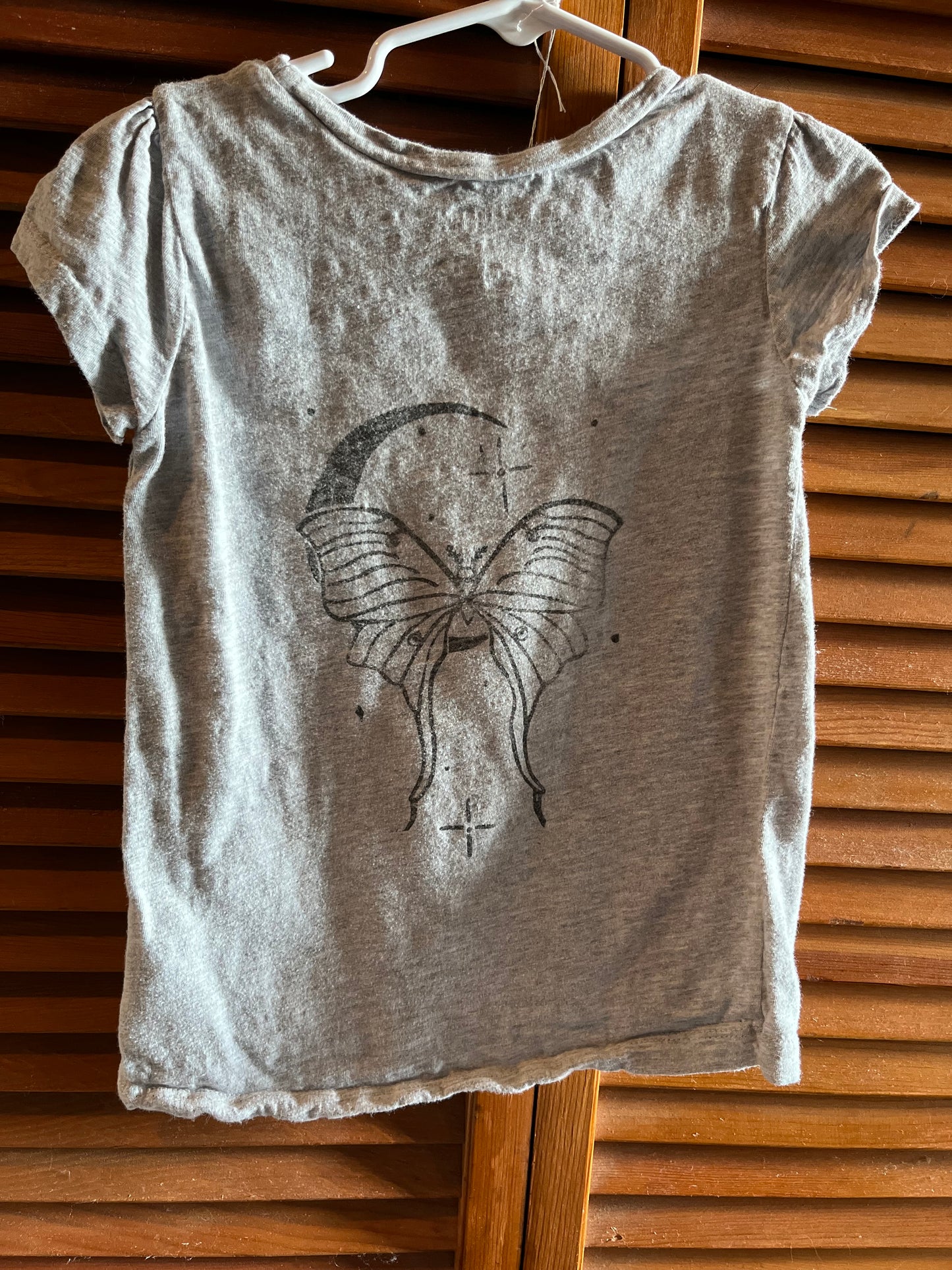 KIDS Size 5 Luna Moth Tee
