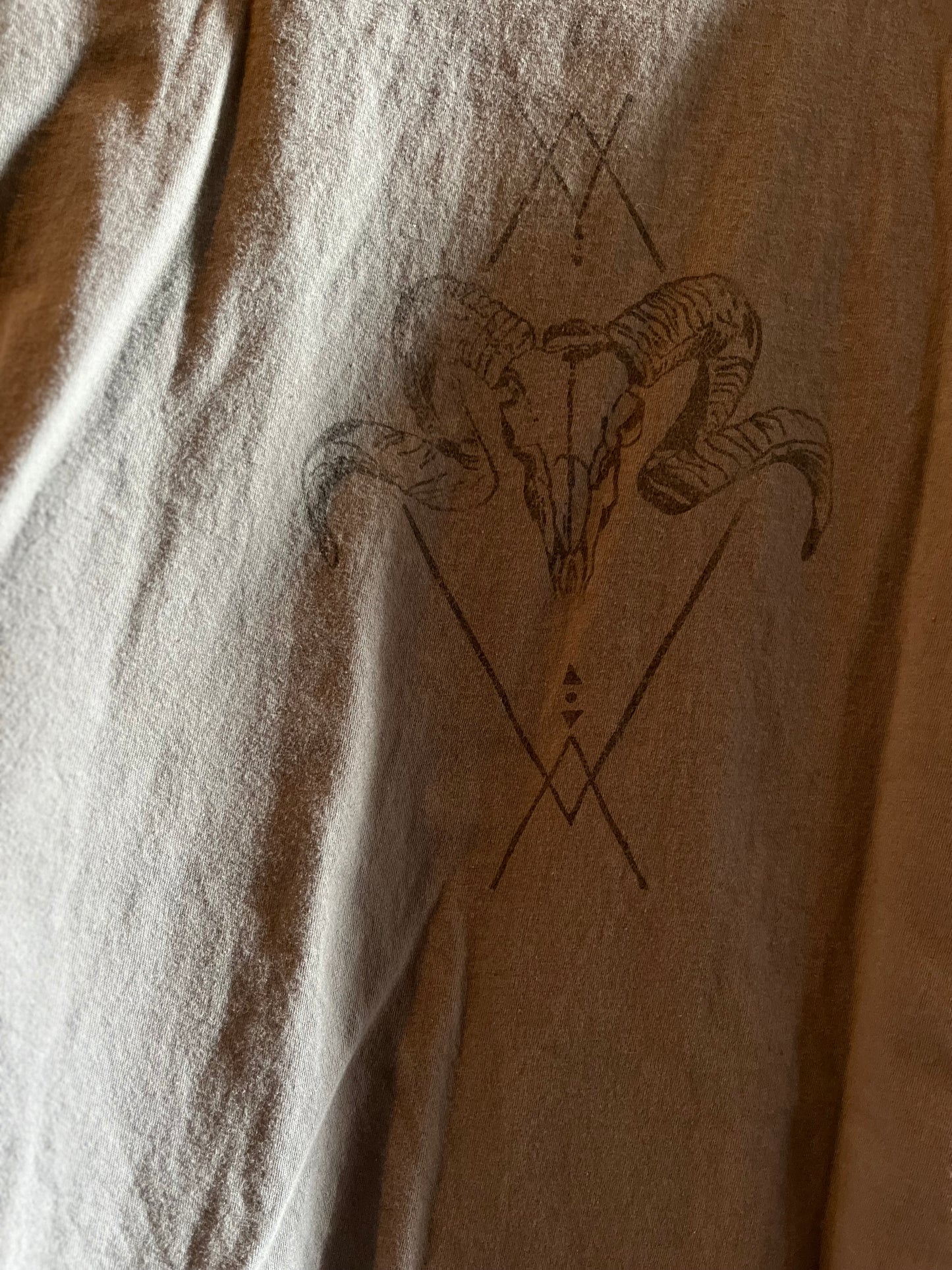 THEM Size XL Ram Skull Tee