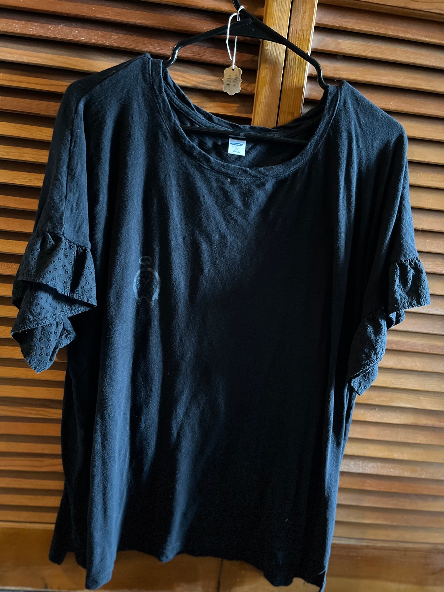 FEMME Size XL Follow Intuition Tee
