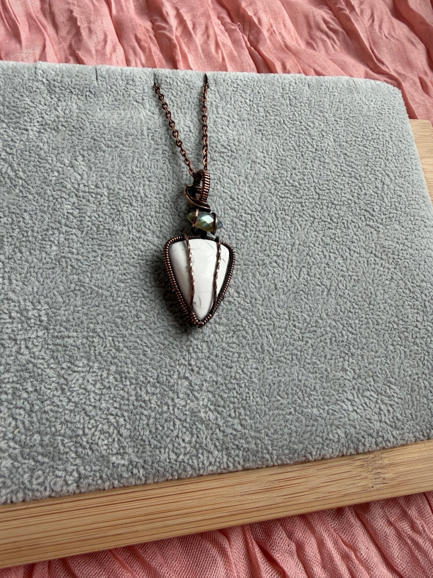 Labradorite & Howlite