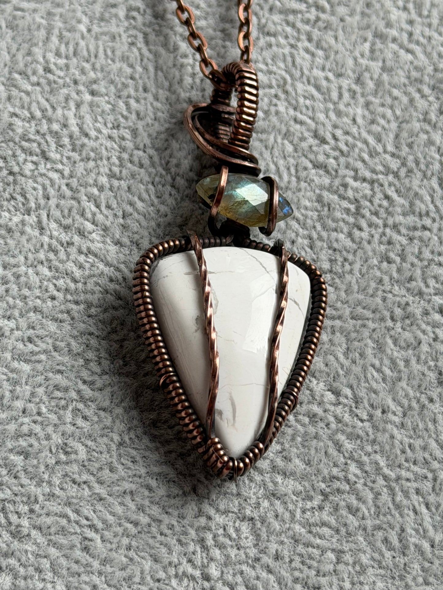 Labradorite & Howlite