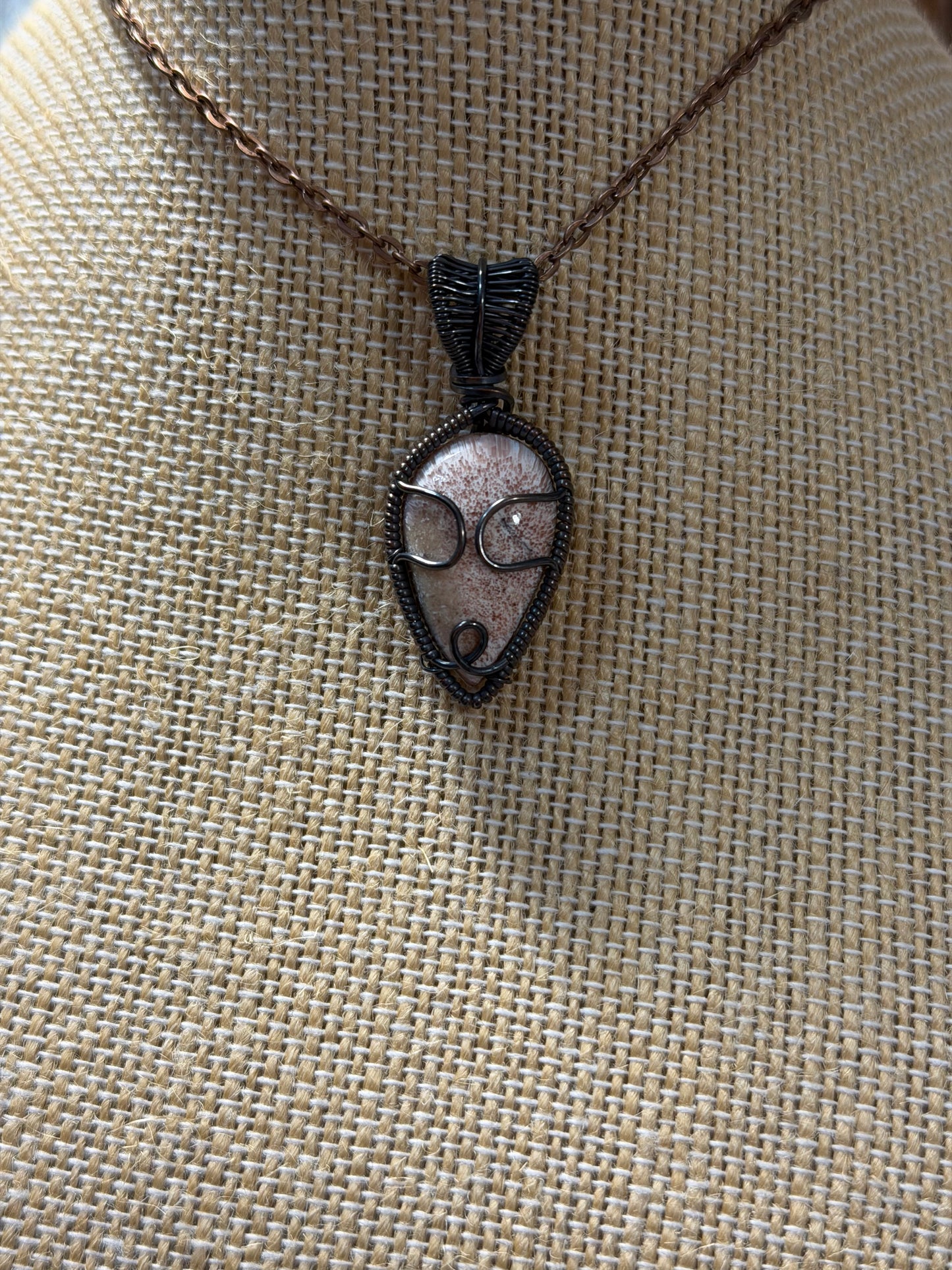 Scolecite Ailen Pendant