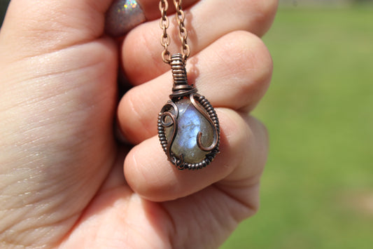 Labradorite Pendant